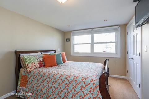2097 Adams St, Rolling Meadows, IL 60008 photo 12