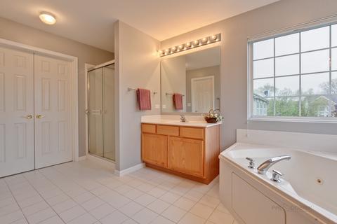 5714 Buckingham Ct, Rolling Meadows, IL 60008 photo 25