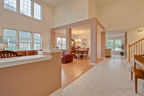 5714 Buckingham Ct, Rolling Meadows, IL 60008 photo 4