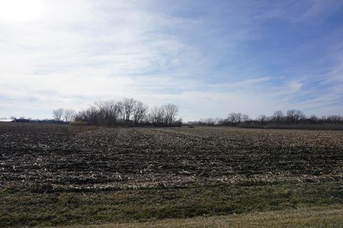 6143 W State Route 17, Kankakee, IL 60901 photo 4