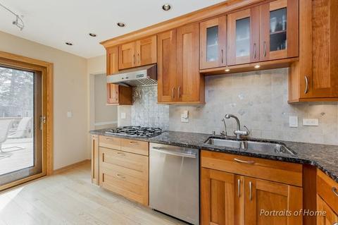 1406 Daly Rd, Wheaton, IL 60187 photo 5