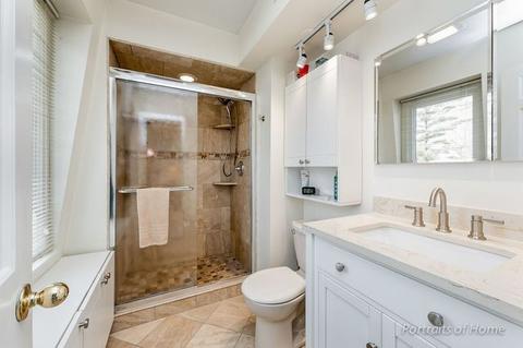 1406 Daly Rd, Wheaton, IL 60187 photo 12