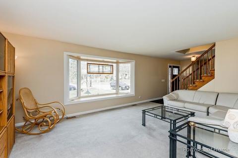 1406 Daly Rd, Wheaton, IL 60187 photo 6
