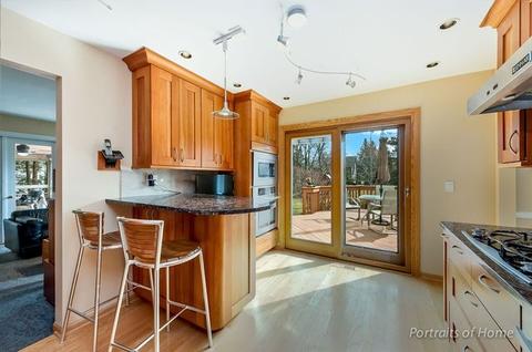 1406 Daly Rd, Wheaton, IL 60187 photo 4