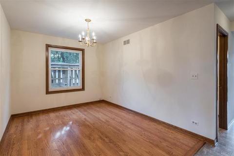 2449 Hedge Row Dr, Aurora, IL 60502 photo 5
