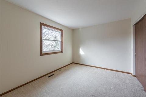 2449 Hedge Row Dr, Aurora, IL 60502 photo 24