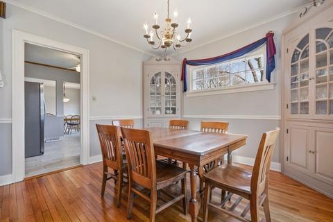 928 N Cross St, Wheaton, IL 60187 photo 9