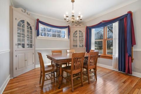 928 N Cross St, Wheaton, IL 60187 photo 8