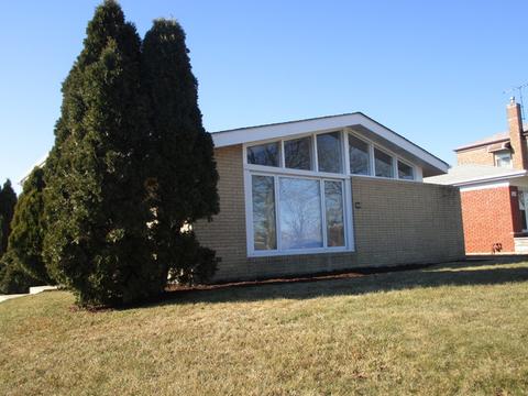 667 E 100th St, Chicago, IL 60628 photo 2