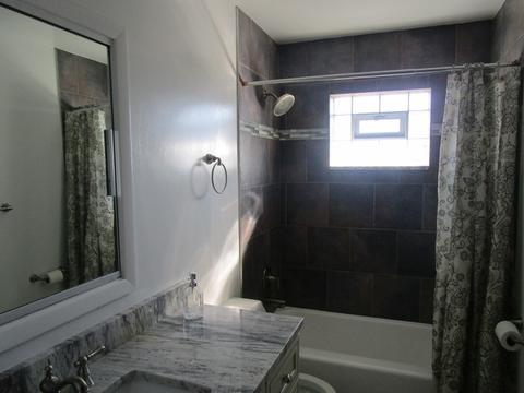 667 E 100th St, Chicago, IL 60628 photo 17