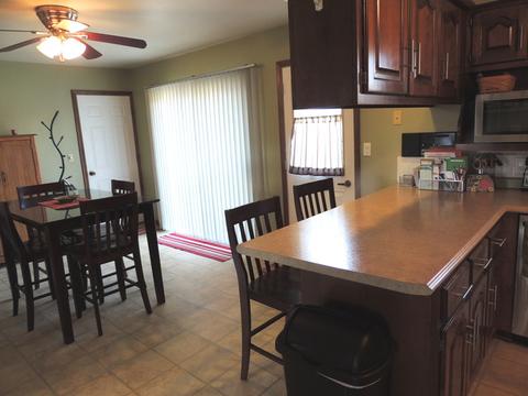2823 Debo Dr, Peru, IL 61354 photo 5