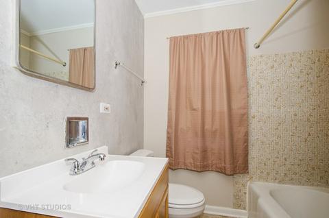 1055 Webster Ln, Des Plaines, IL 60016 photo 7