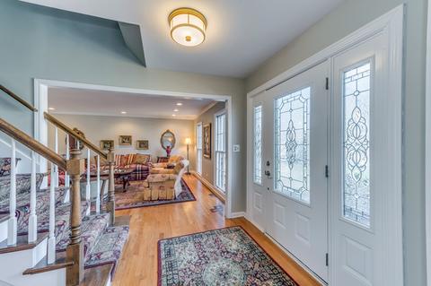 1206 Johnson Dr, Naperville, IL 60540 photo 3