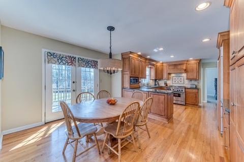 1206 Johnson Dr, Naperville, IL 60540 photo 8