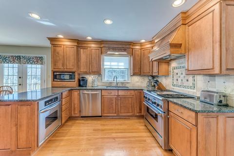 1206 Johnson Dr, Naperville, IL 60540 photo 11