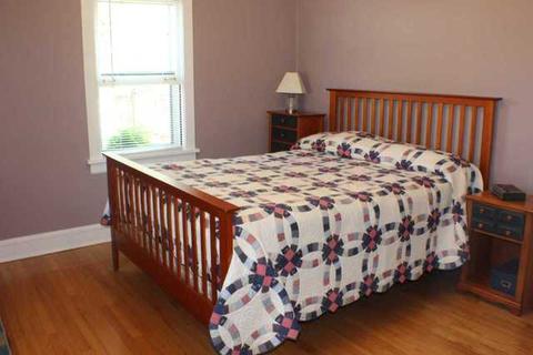 2147 Bennett Ave, Evanston, IL 60201 photo 10