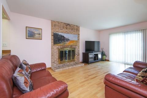 808 Tanglewood Dr, Wheeling, IL 60090 photo 7