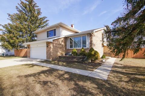 808 Tanglewood Dr, Wheeling, IL 60090 photo 1