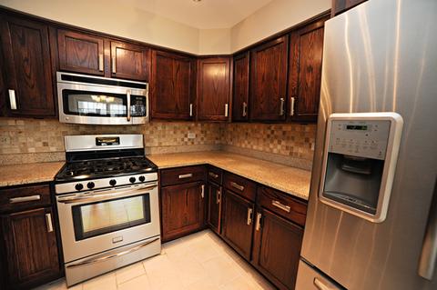 4584 Topaz Dr, Hoffman Estates, IL 60192 photo 4