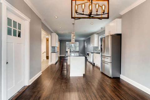9638 S Winston Ave, Chicago, IL 60643 photo 9