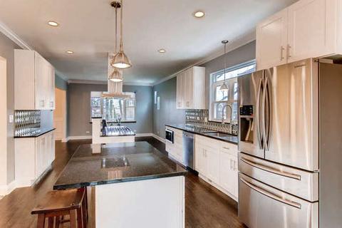 9638 S Winston Ave, Chicago, IL 60643 photo 12