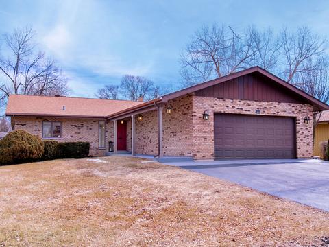 1404 N Millstream Dr, Mchenry, IL 60050 photo 1