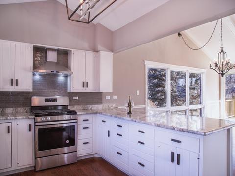 1404 N Millstream Dr, Mchenry, IL 60050 photo 4