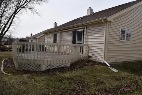 641 Dogleg Ln, Bartlett, IL 60103 photo 9