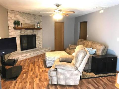330 N Walker St, Braidwood, IL 60408 photo 8