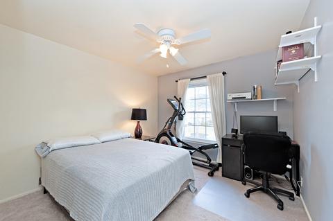 1694 Valley Forge Ct #E, Wheaton, IL 60189 photo 8