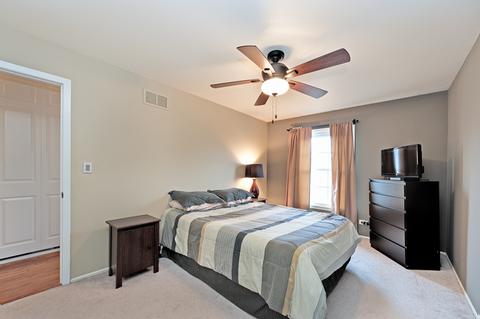 1694 Valley Forge Ct #E, Wheaton, IL 60189 photo 7