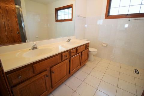 222 Hampton St, Cary, IL 60013 photo 23