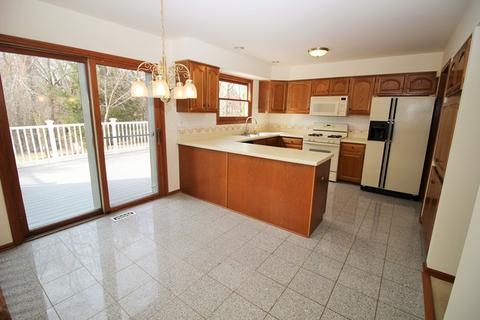 222 Hampton St, Cary, IL 60013 photo 7