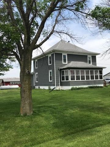 2572 E 2900 North Rd, Donovan, IL 60931 photo 1