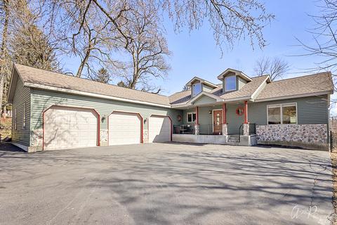 1209 Getzelman Trl, Algonquin, IL 60102 photo 1