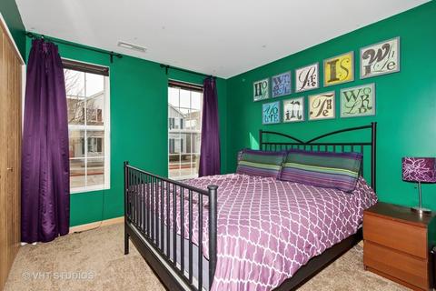 1694 Maple Park Ln, Aurora, IL 60504 photo 9