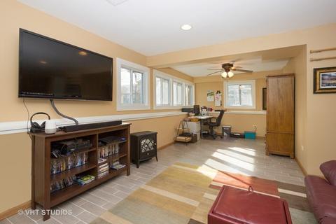 1618 Hinterlong Ln, Naperville, IL 60563 photo 12