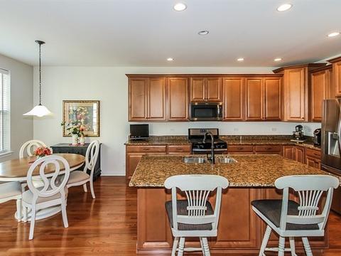 1264 Falcon Ridge Dr, Elgin, IL 60124 photo 8