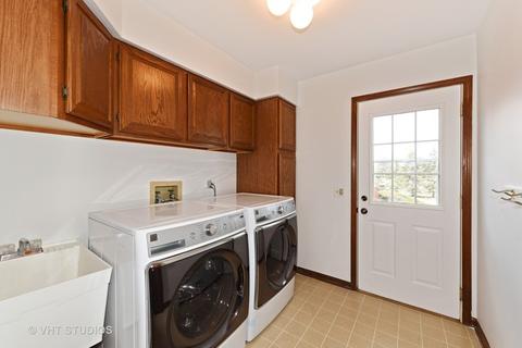 561 87th St, Burr Ridge, IL 60527 photo 22