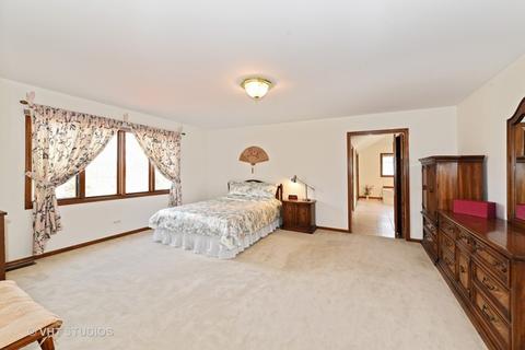 561 87th St, Burr Ridge, IL 60527 photo 17
