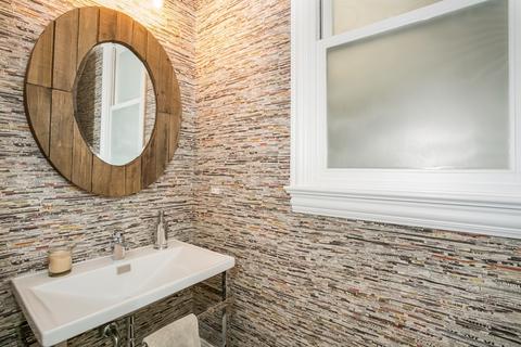 2101 W Belle Plaine Ave, Chicago, IL 60618 photo 14