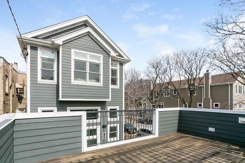 2101 W Belle Plaine Ave, Chicago, IL 60618 photo 42
