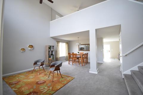 1705 Montclair Ct, Elgin, IL 60123 photo 3