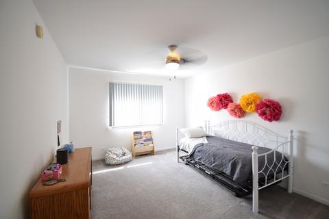 1705 Montclair Ct, Elgin, IL 60123 photo 24
