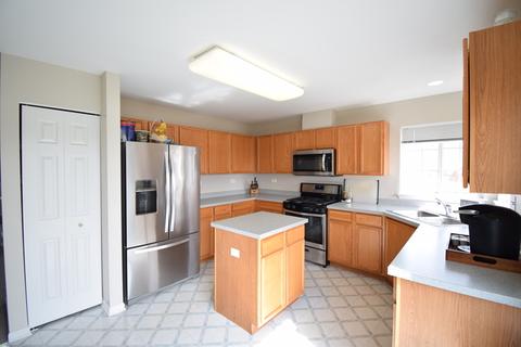 1705 Montclair Ct, Elgin, IL 60123 photo 11