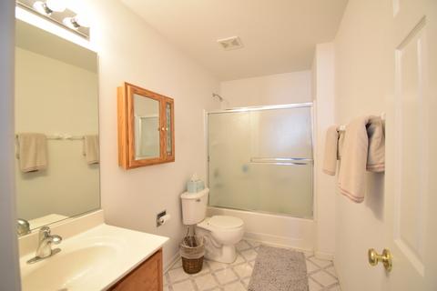 1705 Montclair Ct, Elgin, IL 60123 photo 25