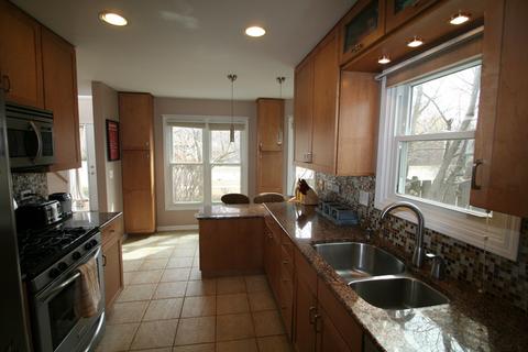 530 Denoyer Trl, Wheeling, IL 60090 photo 3