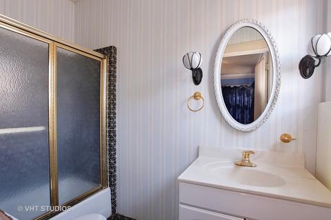 627 Library Pl, Evanston, IL 60201 photo 7