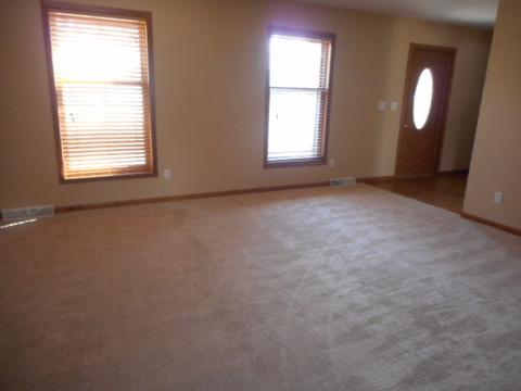 2531 N Cliff Ct, Mchenry, IL 60051 photo 3