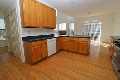 1 Shade Tree Ct, Algonquin, IL 60102 photo 6